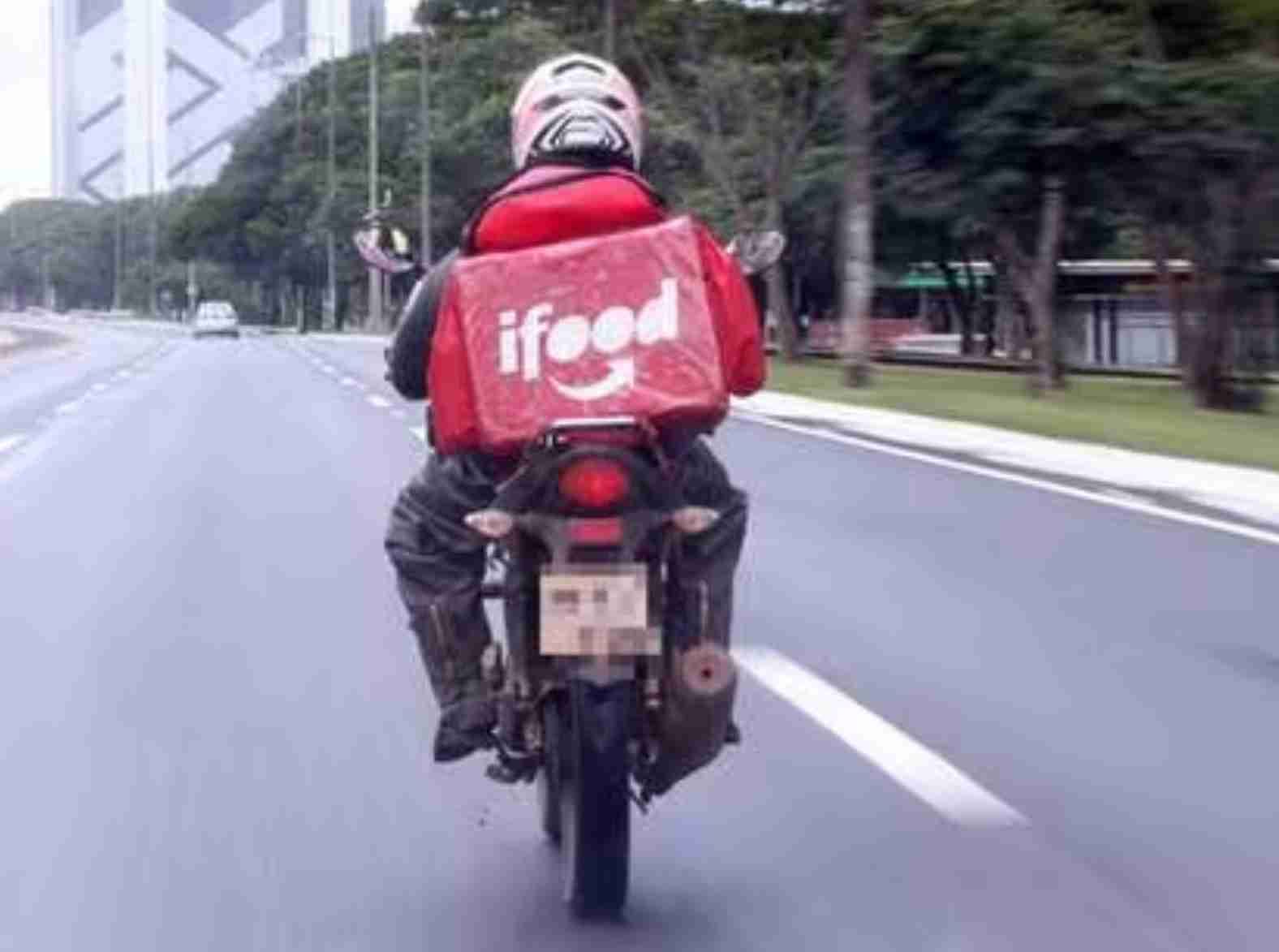 Militante de extrema esquerda admite furto de refeições acima de R$ 500 no iFood