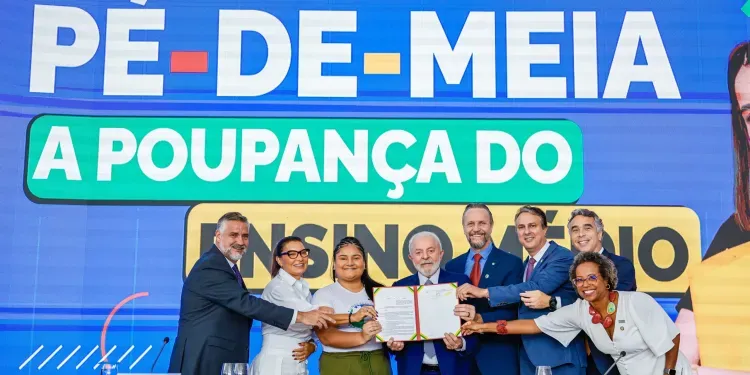Pé de meia: Estratégia eleitoreira do PT sob disfarce educacional
