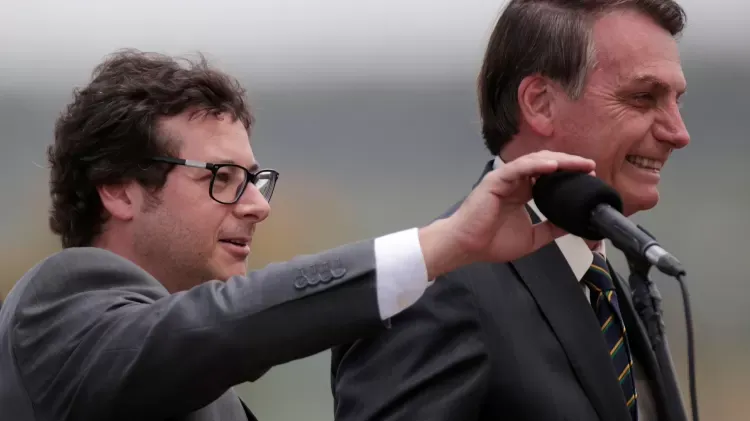 Sob escrutínio: Ex-ministro Wajngarten convocado para elucidar incidente marítimo envolvendo ex-presidente Bolsonaro