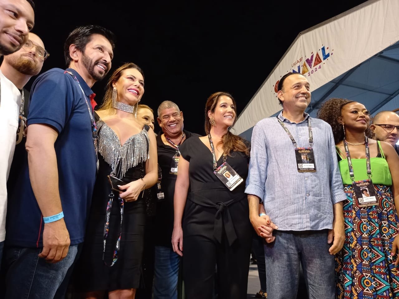 Prefeito Ricardo Nunes enfrenta vaias em sua chegada ao carnaval de São Paulo
