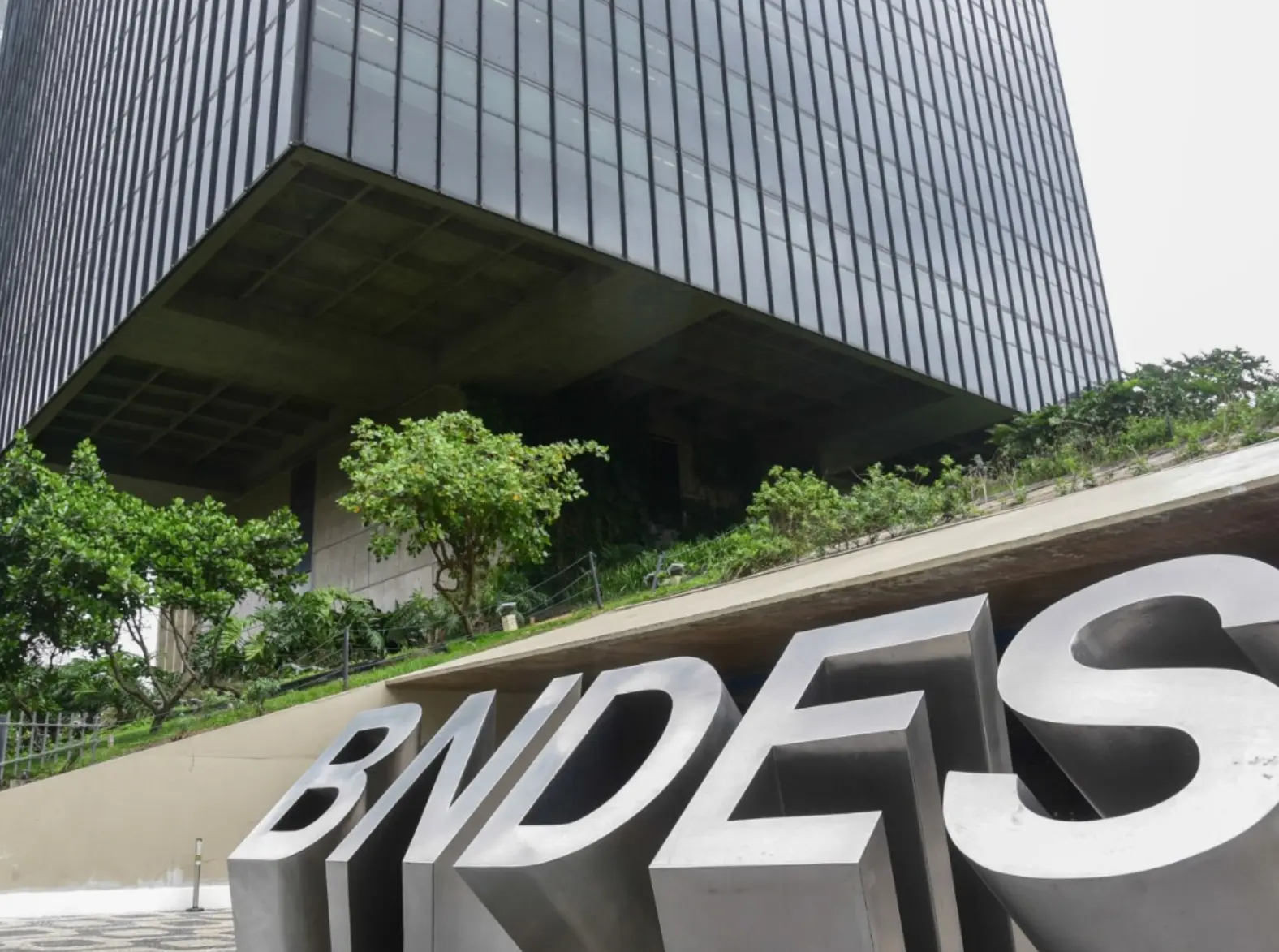Governo e BNDES alinham nova linha de crédito ao setor agropecuário