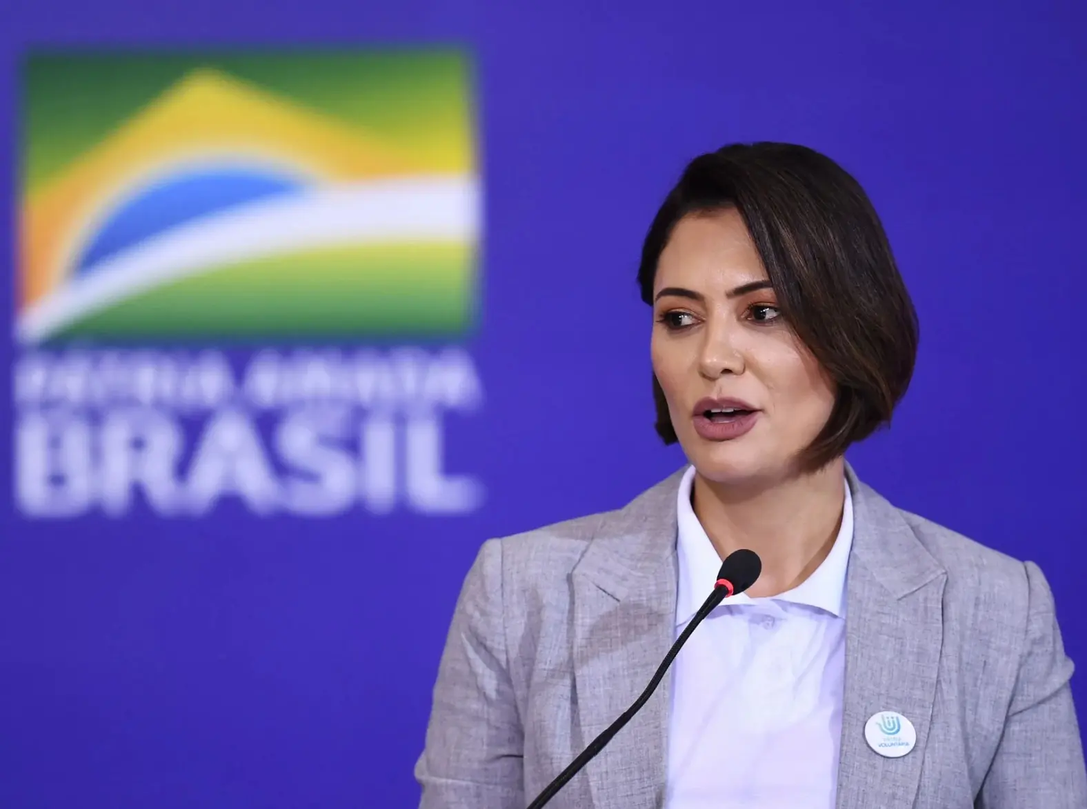 Michelle Bolsonaro surpreende nas pesquisas para 2026, superando Tarcísio de Freitas