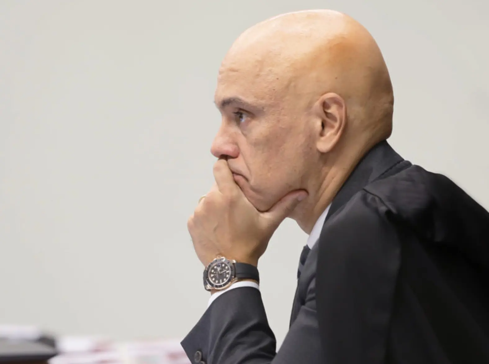 Invasão no perfil da Câmara dos Deputados chama Ministro Moraes de ‘ditador’