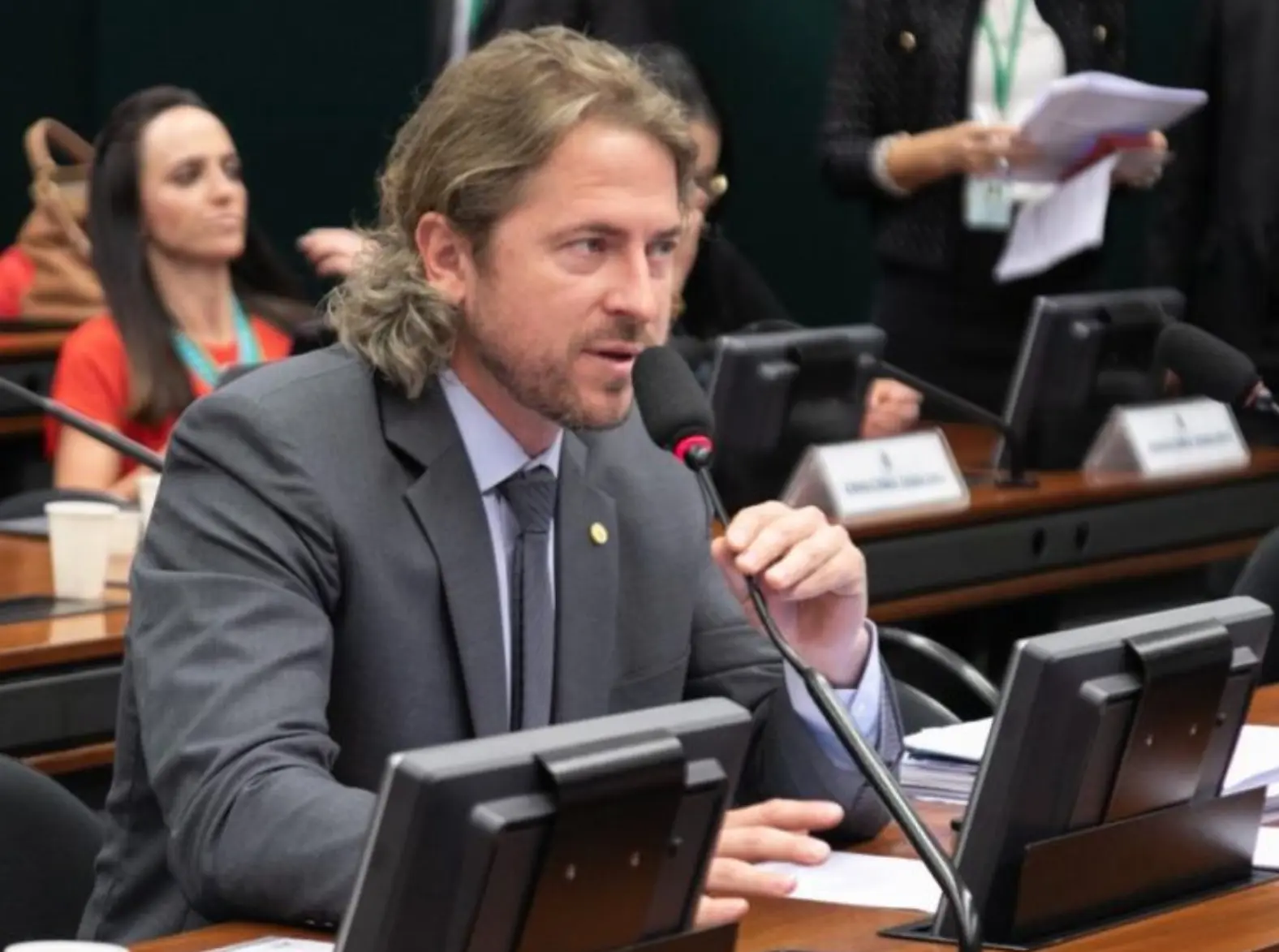 Casa do deputado federal Zeca Dirceu é assaltada no Paraná