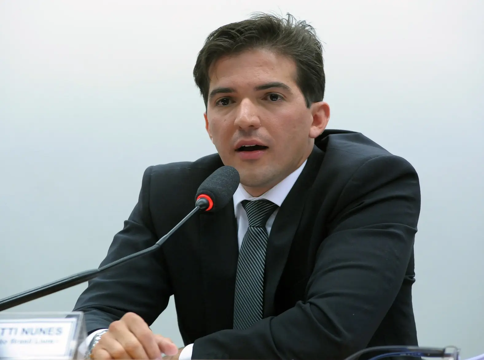 Em defesa inabalável da verdade e da moralidade: Rubinho Nunes contra-ataca a maré de desinformação