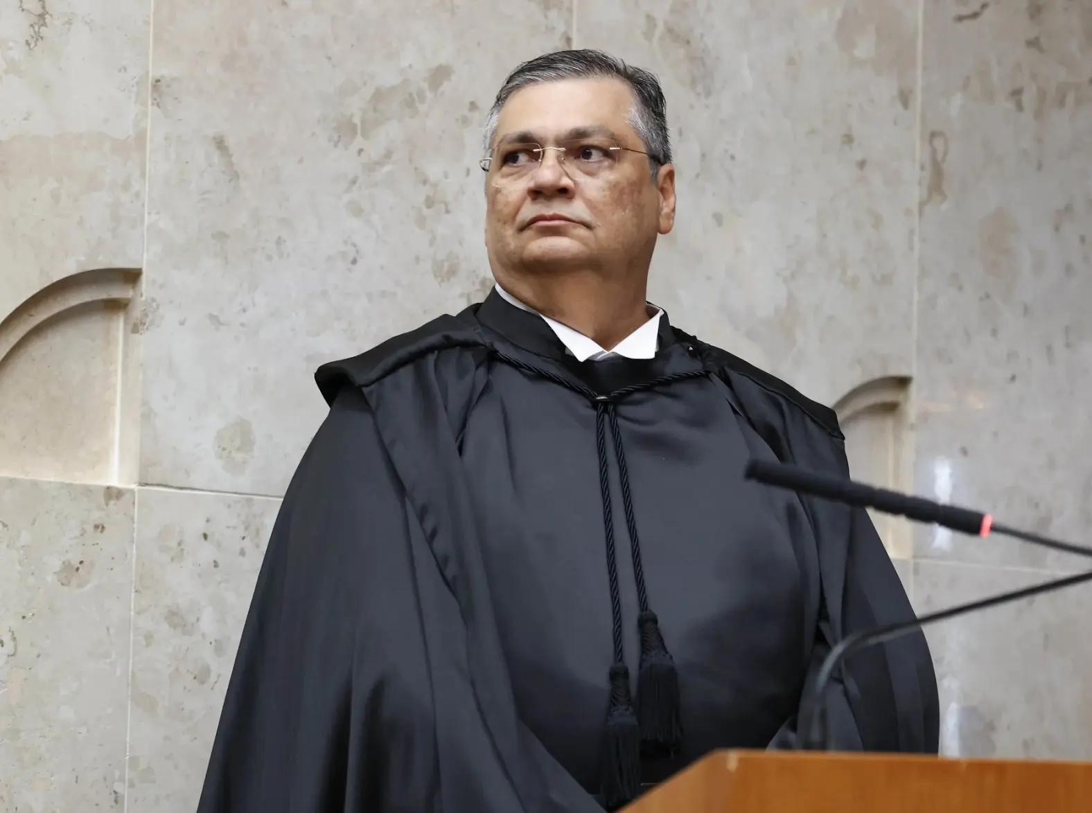 No STF, Dino adota posições ‘mais duras’ nas ações do 8 de janeiro