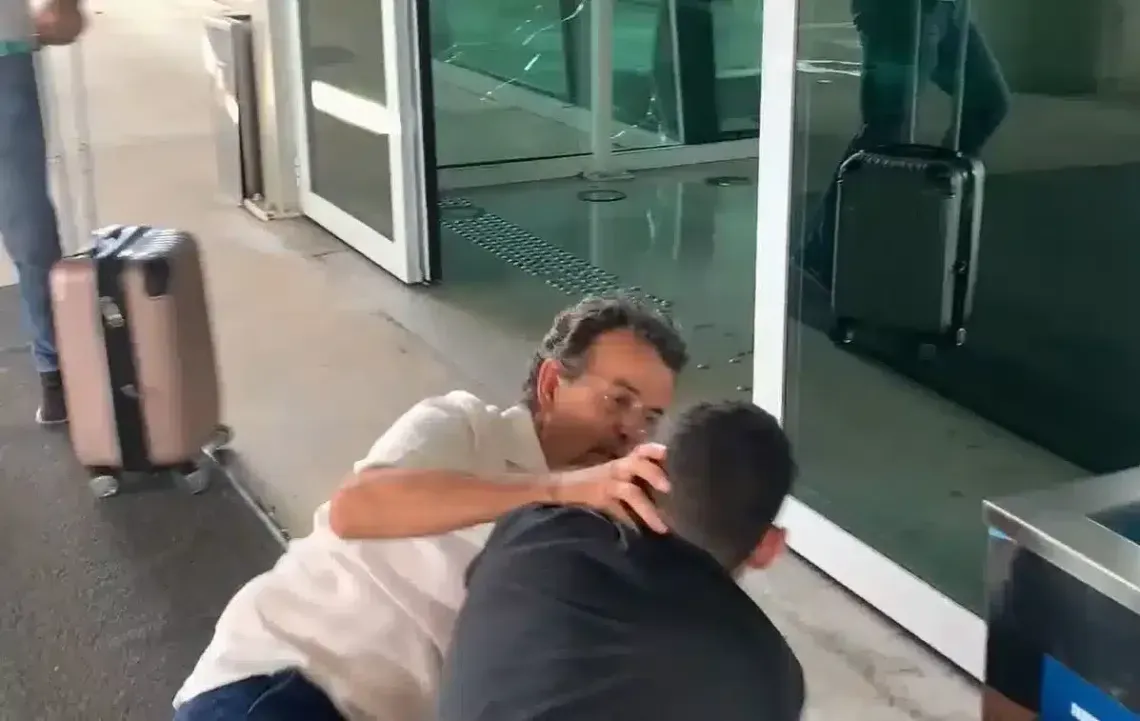 Ao questionar Gleisi, Matheus Faustino é agredido por deputado do PT no Rio Grande do Norte