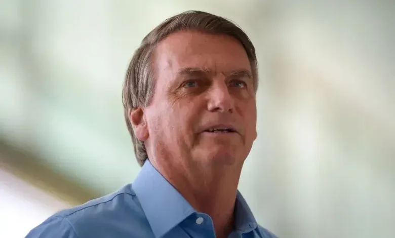 Assessor de comunicação de Bolsonaro aponta perseguição e cobra posição dos candidatos em defesa do ex-presidente