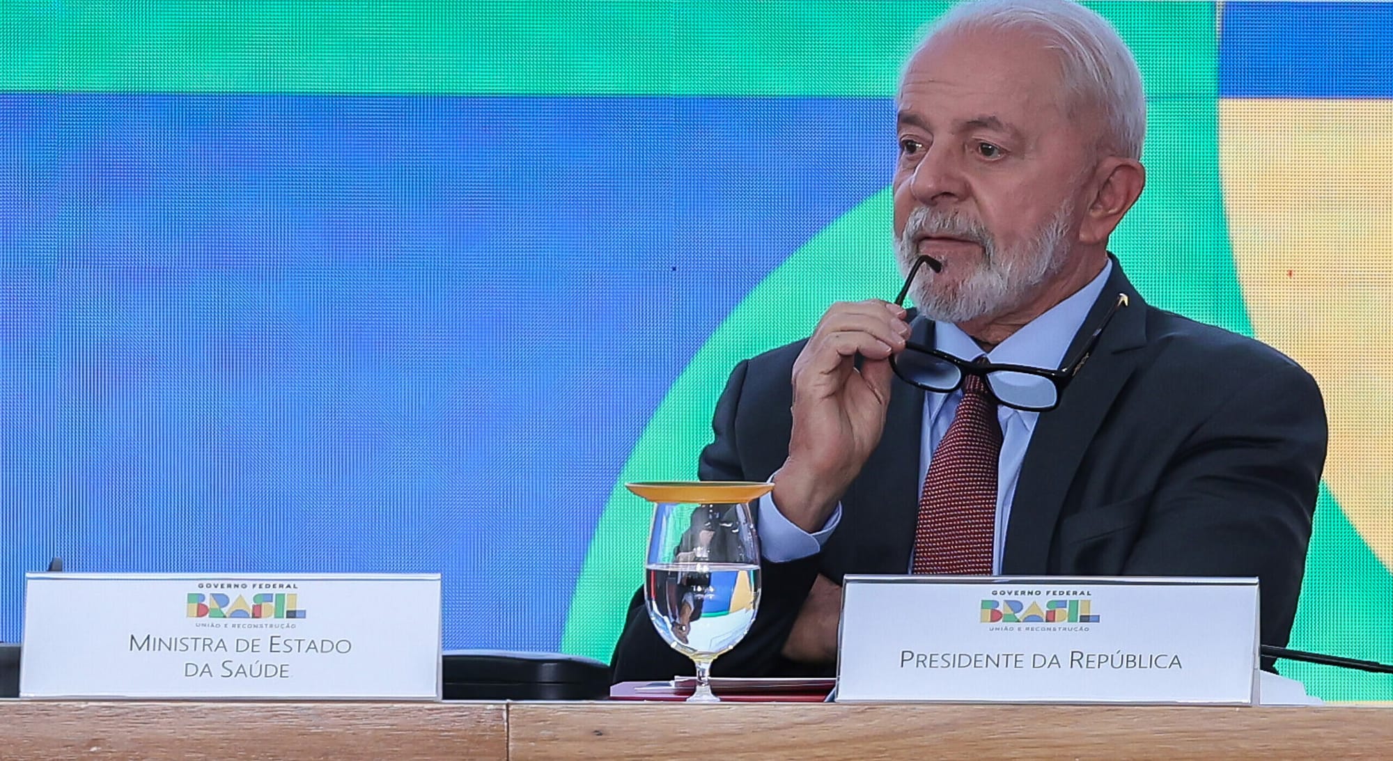 Nova pesquisa reforça más notícias para Lula