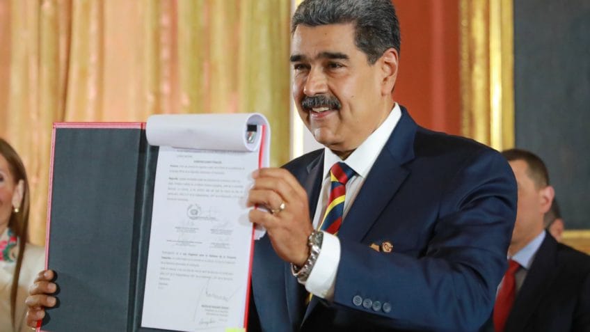 Maduro promulga lei que anexa Essequibo à Venezuela