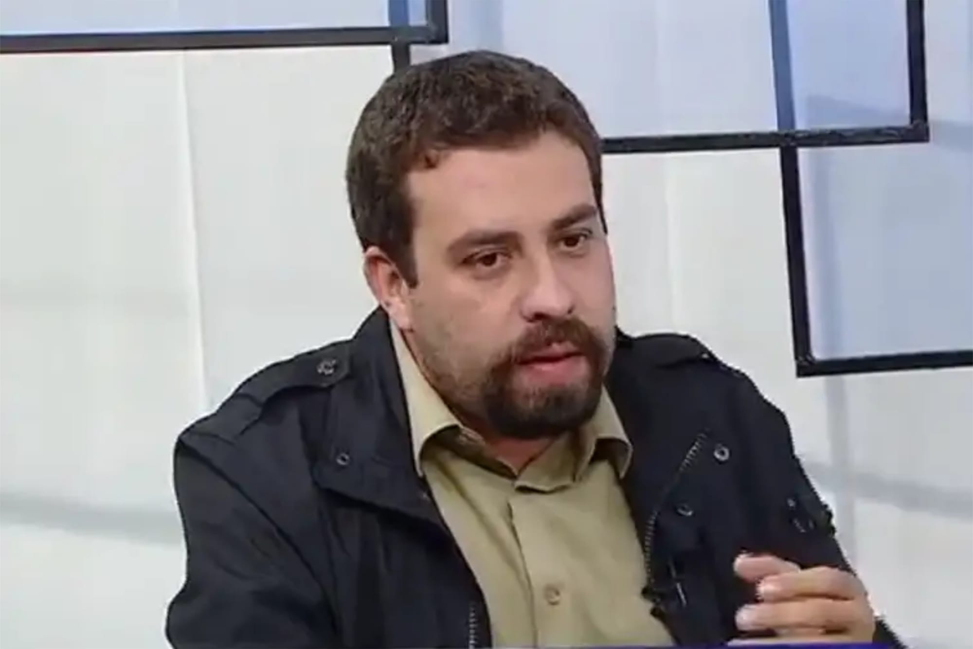 Boulos é condenado a pagar R$ 5 mil depois de PSB de Tabata denunciá-lo por campanha antecipada