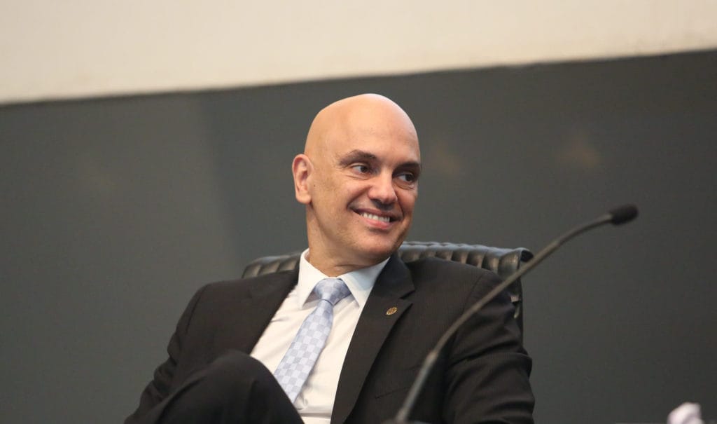 Alexandre de Moraes afirma que STF decidirá sobre anistia de envolvidos nos atos do 8 de janeiro