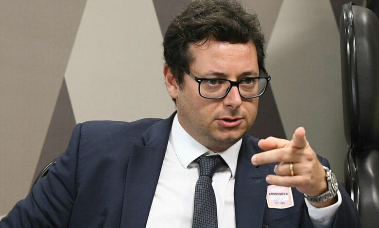 Fábio Wajngarten será indiciado pela PF em caso das joias de Bolsonaro, segundo O Globo