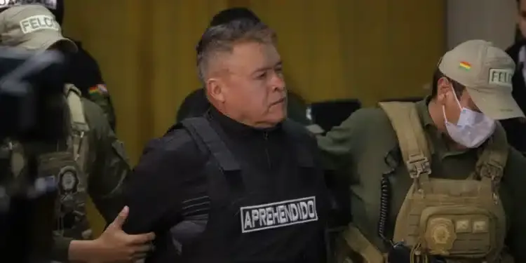 Ex-comandante do Exército da Bolívia acusa presidente Luis Arce de orquestrar invasão militar