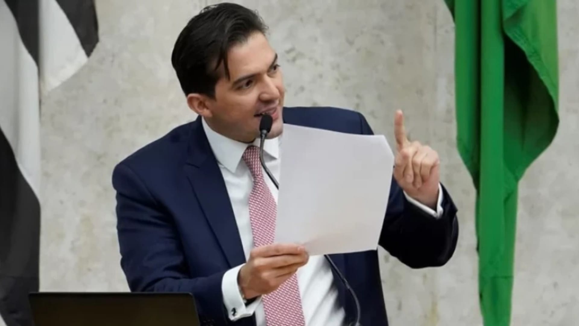 Investigação de vereador por suposto abuso de autoridade agita SP