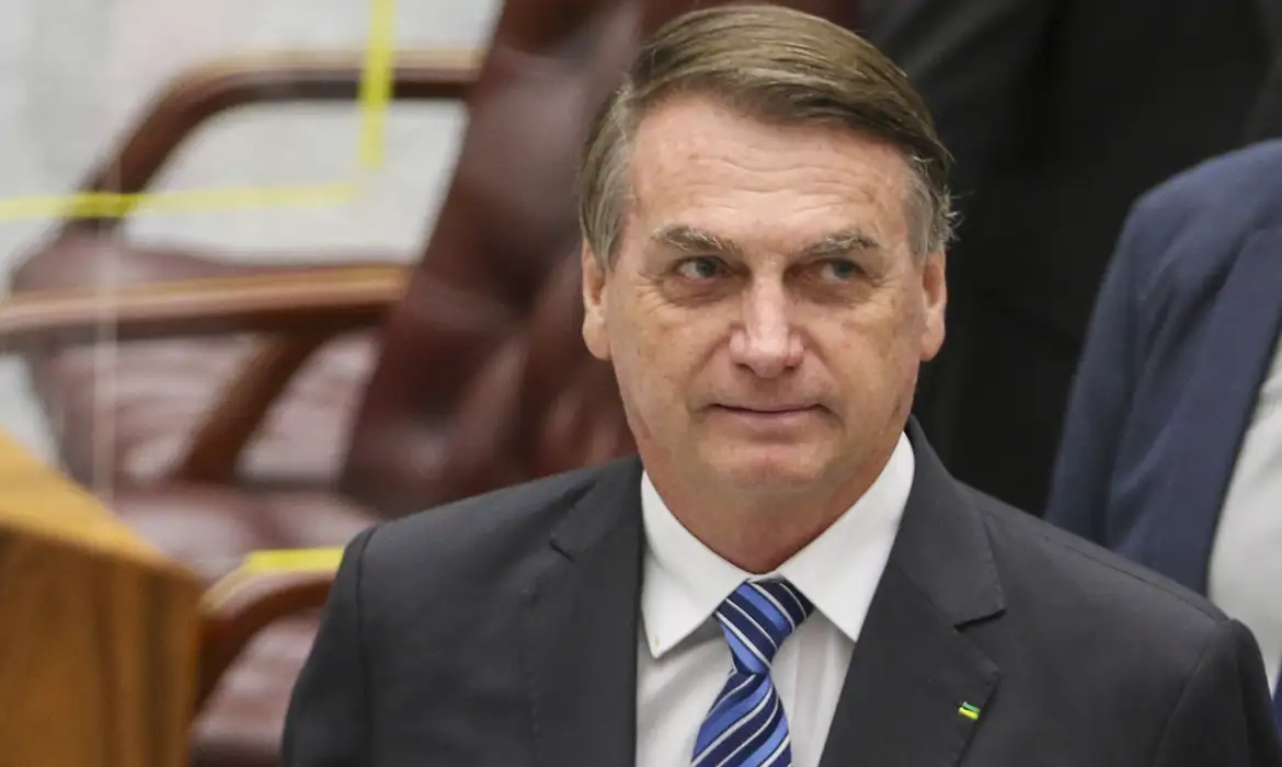 Bolsonaro celebra crescimento conservador na Europa