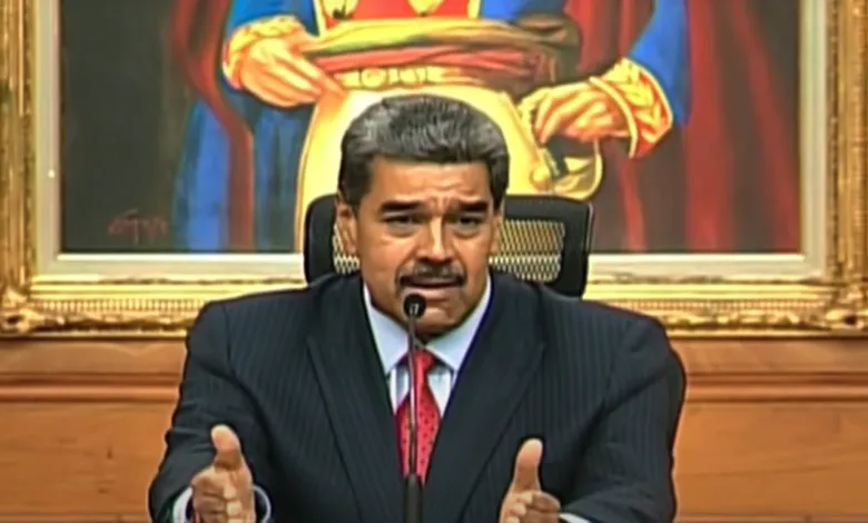 Grupo hacker Anonymous alega ter localizado fortunas desviadas por Nicolás Maduro