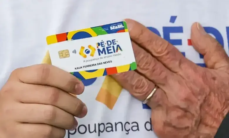 Governo usa dinheiro público para tentar recuperar popularidade