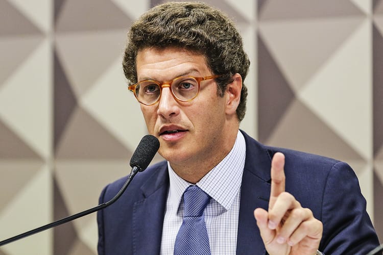 Ricardo Salles se coloca como opção para 2026