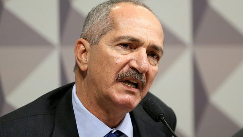 Aldo Rebelo responde a Alexandre de Moraes e espera esclarecimentos