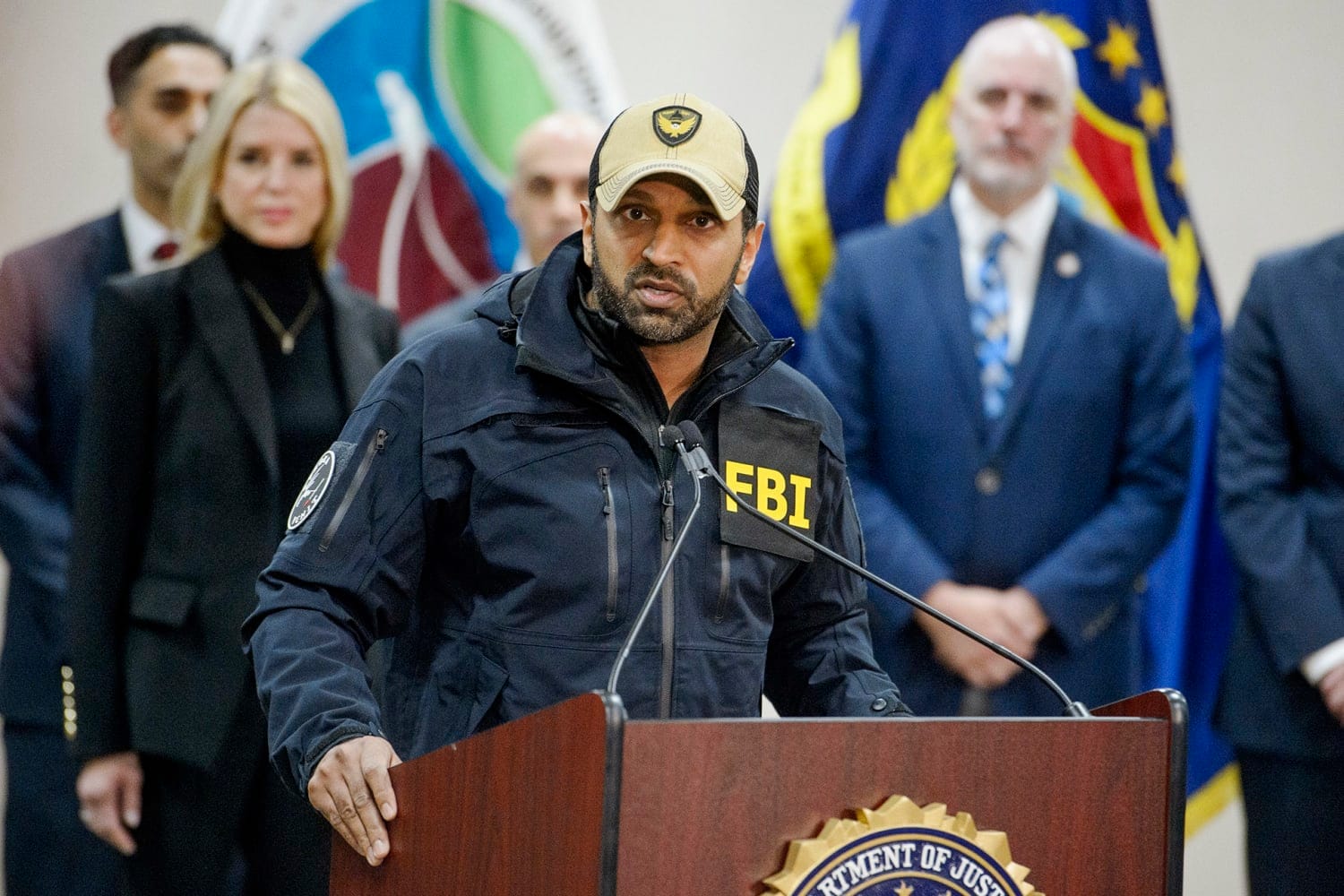 FBI revela ao Senado dos EUA suposto plano chinês para interferência em 2020