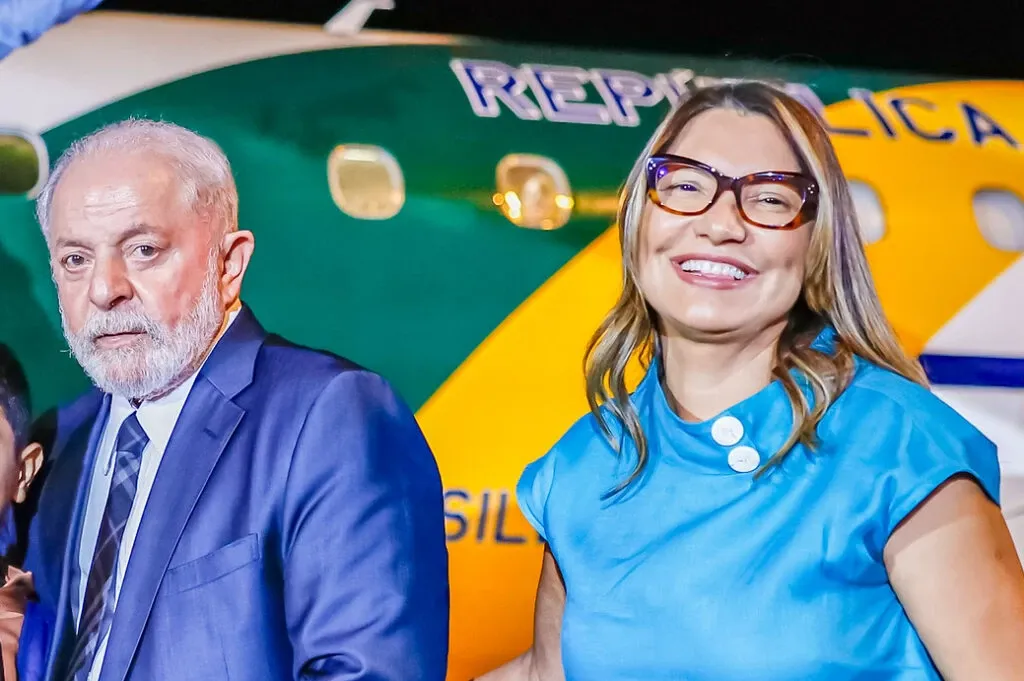 Janja supera Lula em tempo no exterior e levanta questionamentos sobre gastos públicos