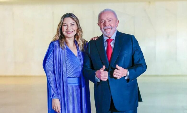 Lula janta com ministros do TCU em encontro fora da agenda oficial