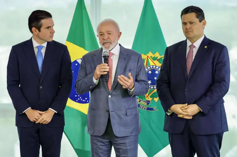 Congresso derruba aumento do IOF e amplia tensão com o Planalto